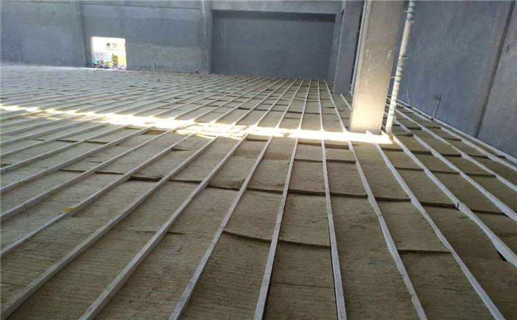 俄勒岡松籃球場(chǎng)木地板市場(chǎng)價(jià)格表