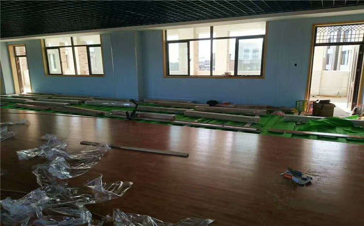 學(xué)校舞蹈室木地板品牌**