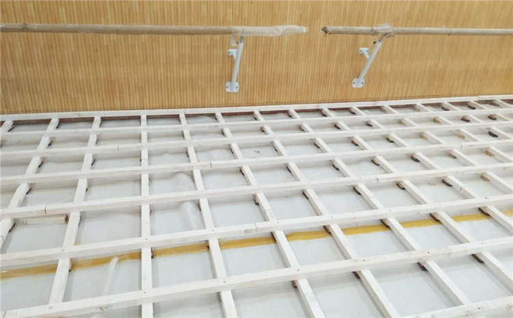 橡膠木木地板籃球場廠**哪**好？