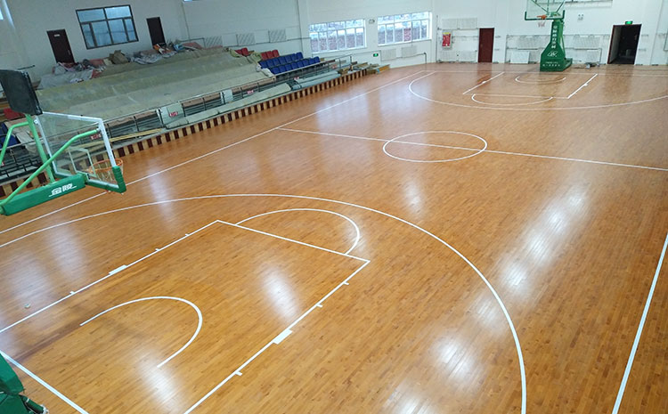 五角楓體育木地板哪個(gè)品牌好？