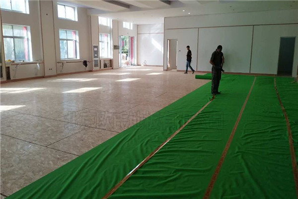 �����Ќ���Ԫ�i�I�赸ľ�ذ�ɹ�����