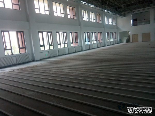 硬木企口籃球館地板一般多少錢